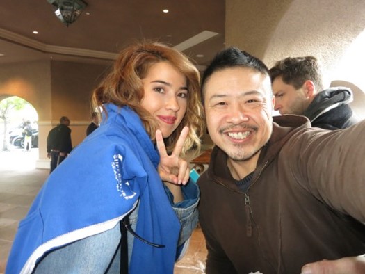 Nichole Bloom autograph