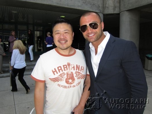 Nick Tarabay autograph