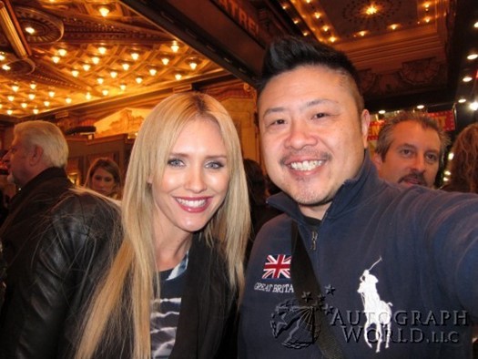 Nicky Whelan autograph