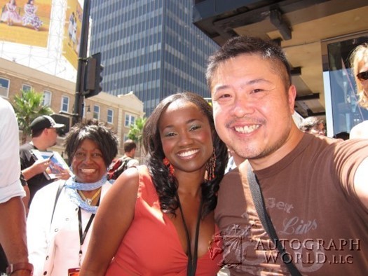 Niketa Calame autograph