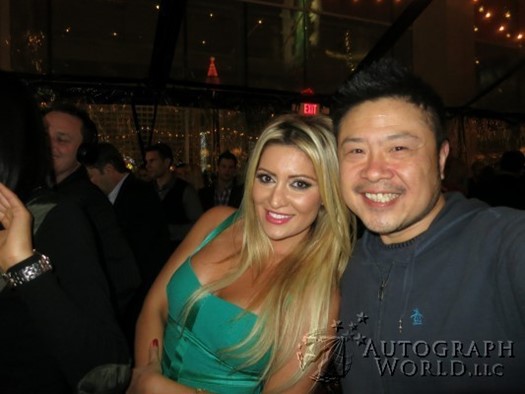 Niki Ghazian autograph