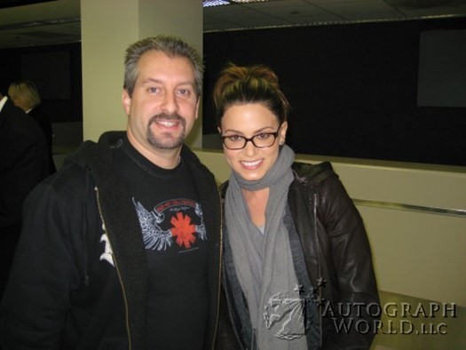 Nikki Reed autograph