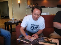 signing photo
