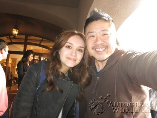 Olivia Cooke autograph