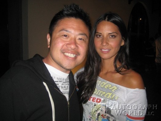 Olivia Munn autograph
