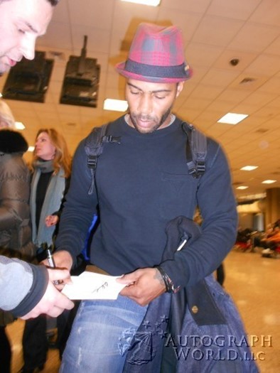 Omari Hardwick autograph