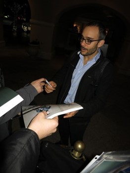 Omid Abtahi autograph