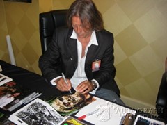 signing photo