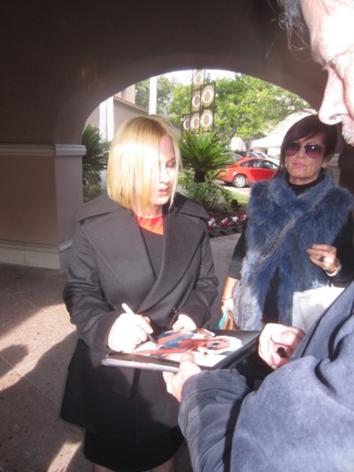 Patricia Arquette autograph