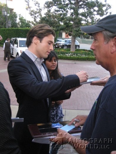 Paul McGill autograph