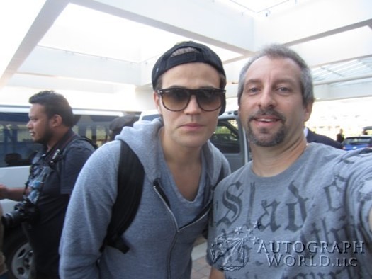 Paul Wesley autograph