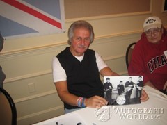 signing photo