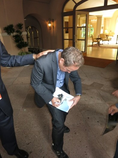 Peter MacNicol autograph