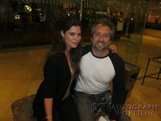 Peyton List autograph