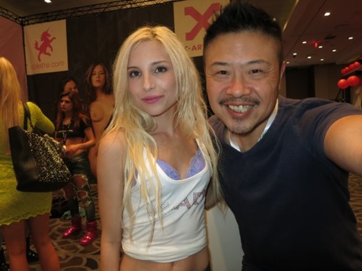 Piper Perri autograph