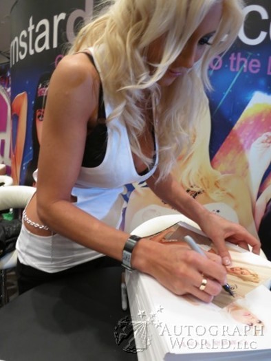 Puma Swede autograph