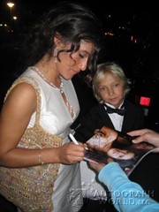 signing photo