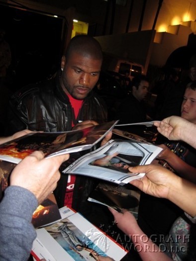 Quinton Jackson autograph