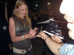 signing photo