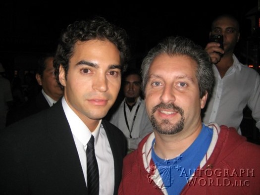 Ramon Rodriguez autograph