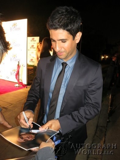 Raza Jaffrey autograph