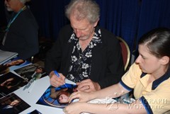 signing photo