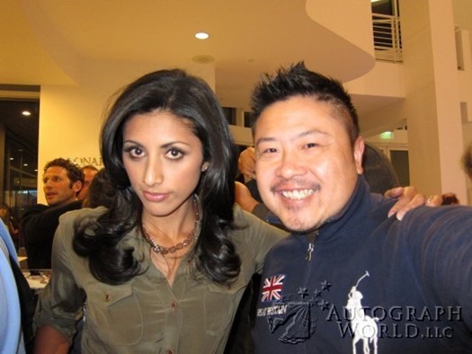 Reshma Shetty autograph