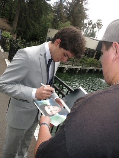 Rhys Matthew Bond autograph