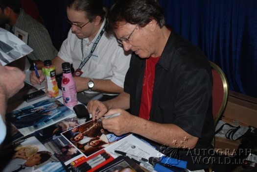 Richard Hatch autograph