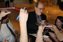 signing photo