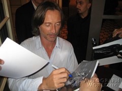 signing photo