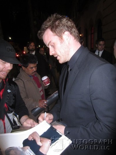 Rob Kazinsky autograph