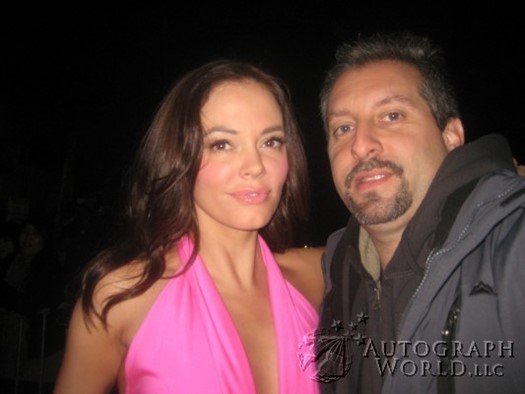 Rose McGowan autograph