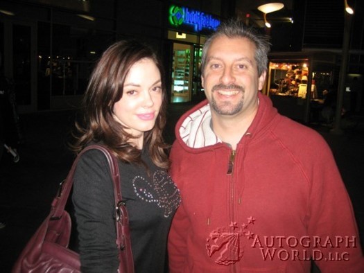 Rose McGowan autograph