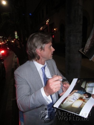 Sam Trammell autograph