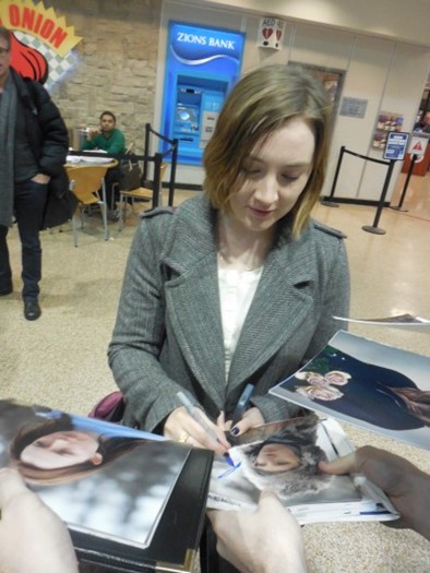Saoirse Ronan autograph