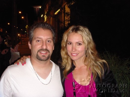 Sarah Carter autograph