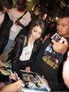 Sarah Hyland signing proof