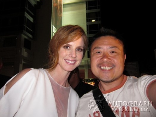 Sarah Rafferty autograph