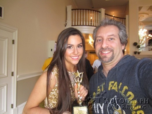 Savannah Lathem autograph