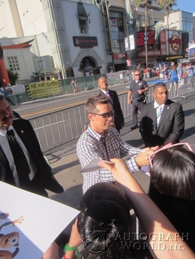 Sean Hayes autograph