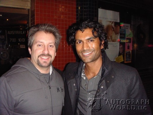 Sendhil Ramamurthy autograph