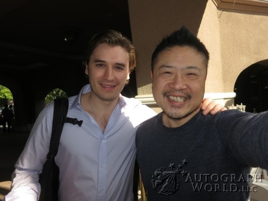 Seth Numrich autograph