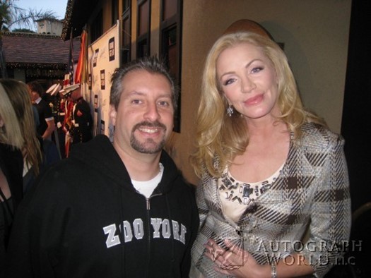 Shannon Tweed autograph