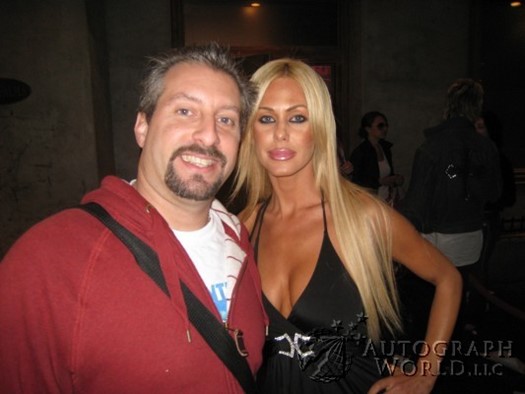 Shauna Sand autograph