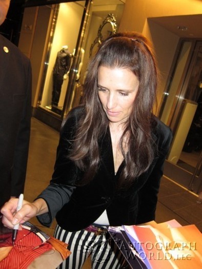 Shawnee Smith autograph