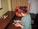 Sherilyn Fenn signing proof