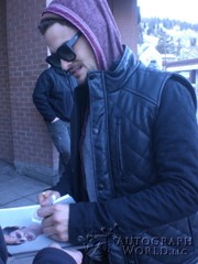 signing photo