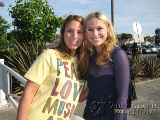 Shoshana Bush autograph