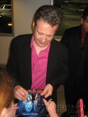 signing photo